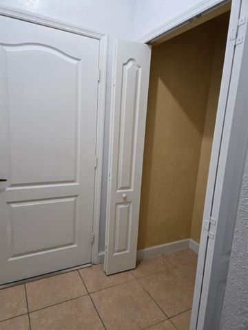 7060 NW 177th Street 103, Hialeah, FL 33015