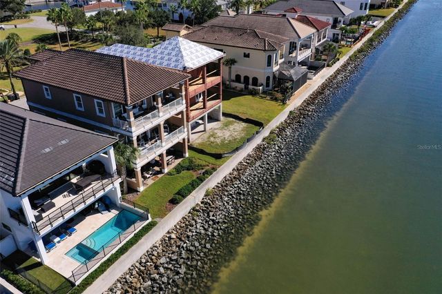 300 YACHT HARBOR DRIVE, Palm Coast, FL 32137