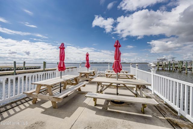 1101 Day Beacon Drive, Belhaven, NC 27810