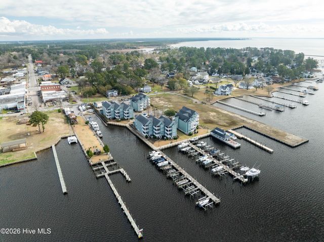 1101 Day Beacon Drive, Belhaven, NC 27810