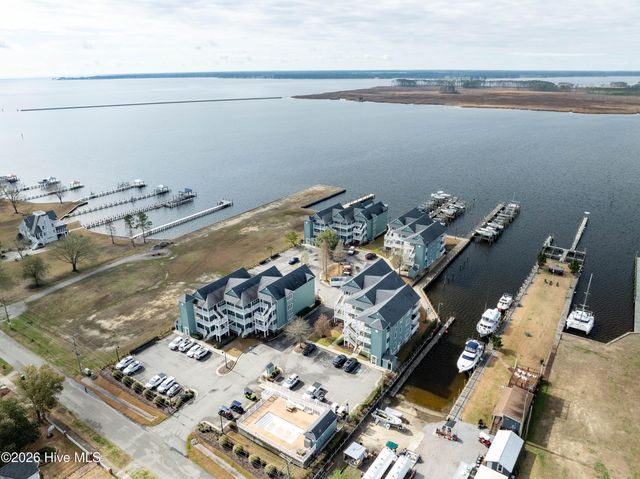 1101 Day Beacon Drive, Belhaven, NC 27810