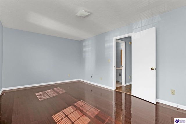 110A Melanie Lane, Elizabethtown, KY 42701