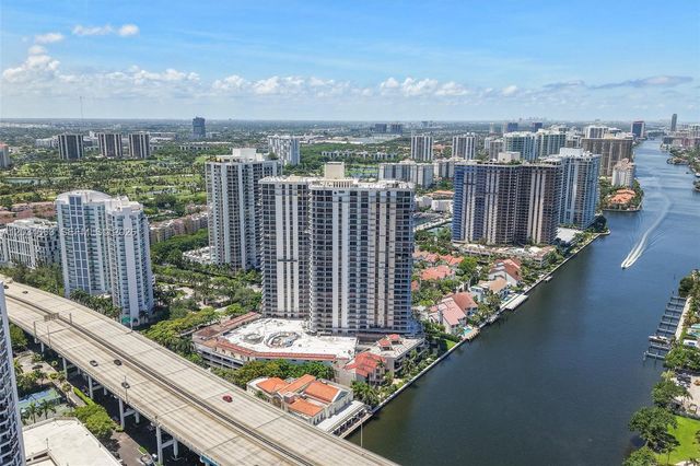 19355 Turnberry Way 19F, Aventura, FL 33180