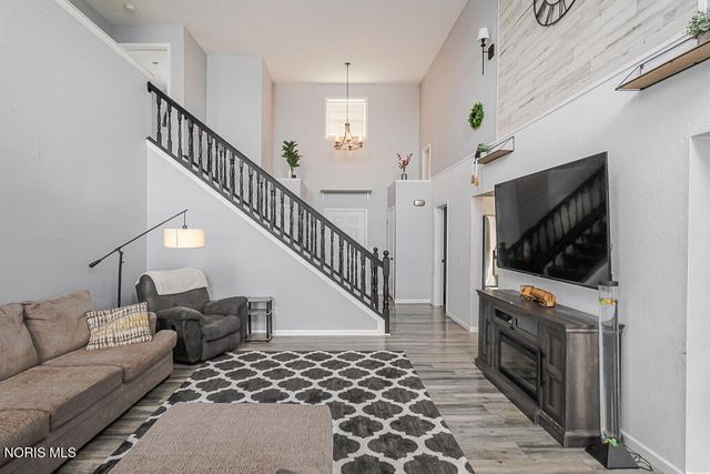 1118 Sandpiper Lane, Bowling Green, OH 43402