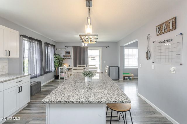 1118 Sandpiper Lane, Bowling Green, OH 43402