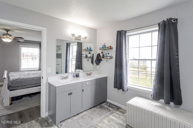 1118 Sandpiper Lane, Bowling Green, OH 43402