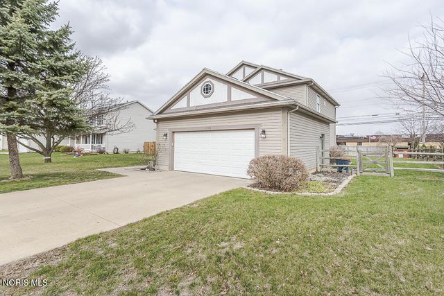 1118 Sandpiper Lane, Bowling Green, OH 43402
