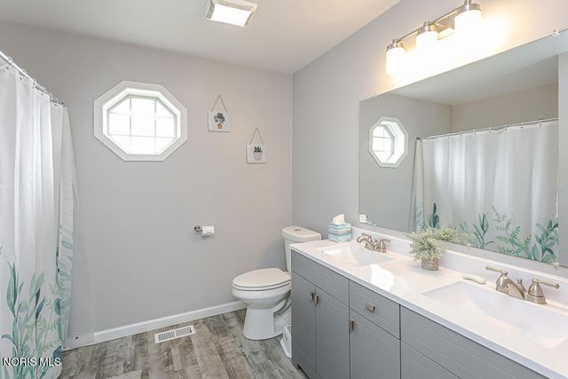 1118 Sandpiper Lane, Bowling Green, OH 43402