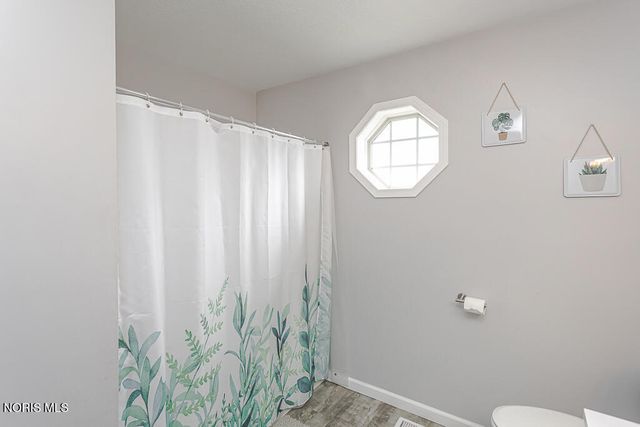 1118 Sandpiper Lane, Bowling Green, OH 43402