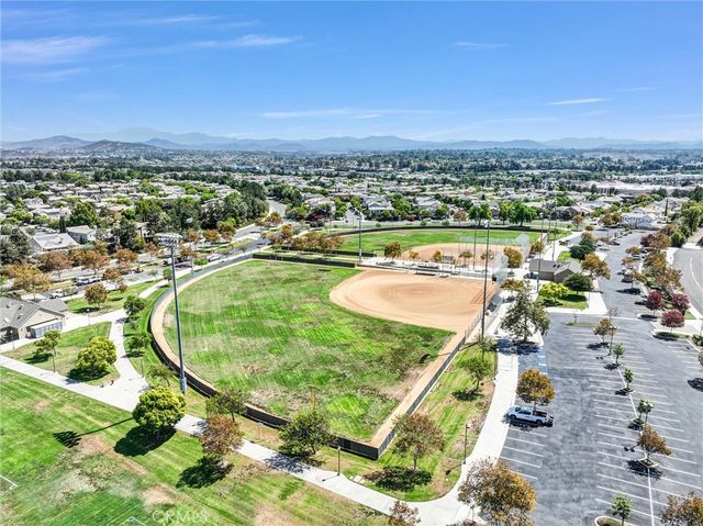40274 Rosewell Court, Temecula, CA 92591