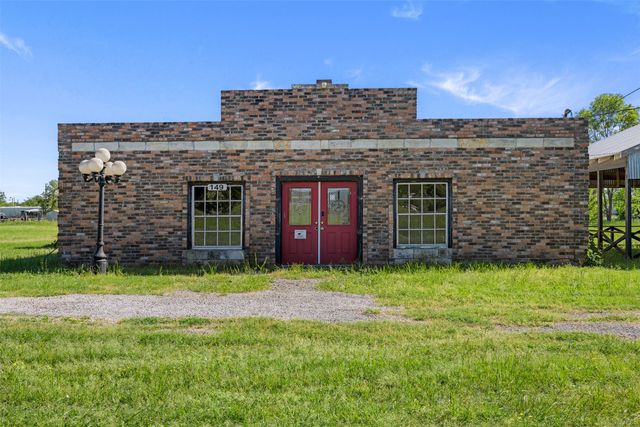 447 N Commerce, Marquez, TX 77865