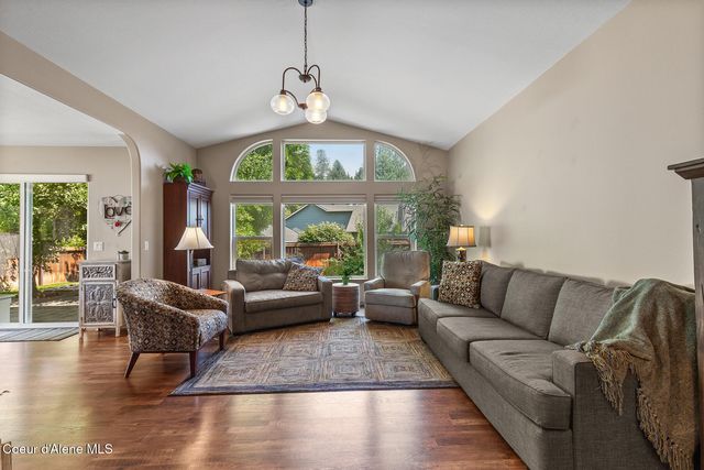 3756 N Sutters Way, Coeur D'alene, ID 83815