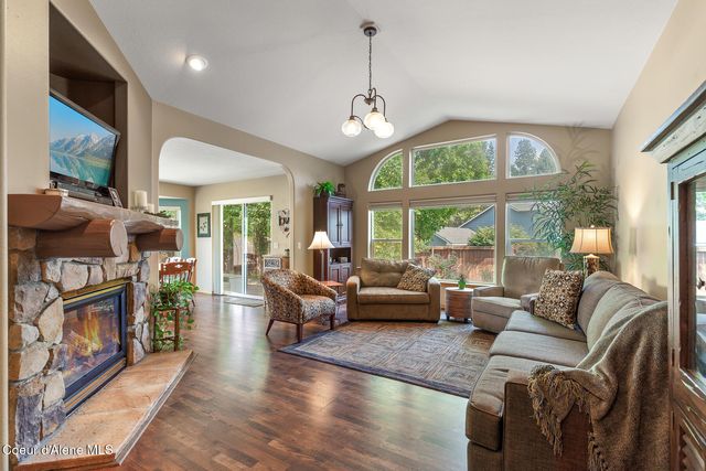 3756 N Sutters Way, Coeur D'alene, ID 83815