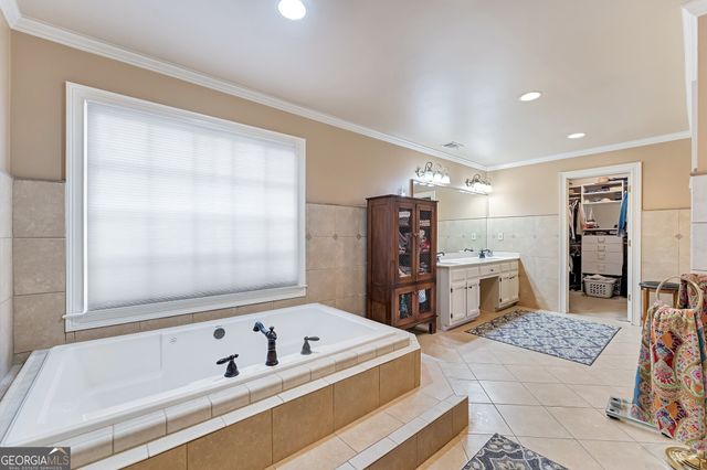 2205 Parliament Drive, Lawrenceville, GA 30043