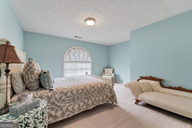 2205 Parliament Drive, Lawrenceville, GA 30043