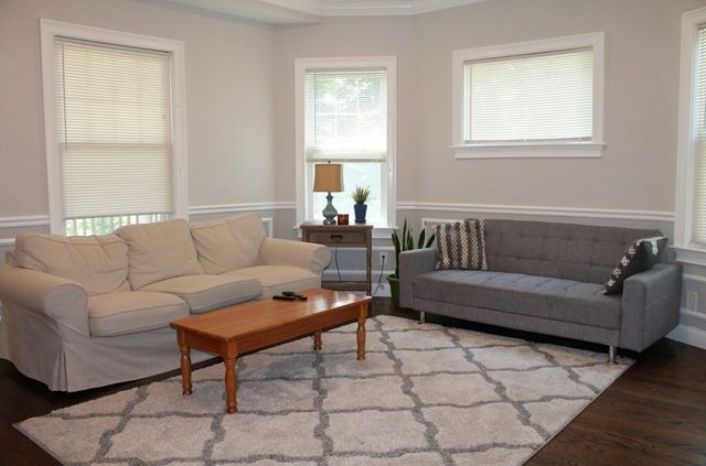 34 Circuit St 1, Boston, MA 02119