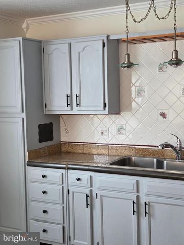 103 COOPWORTH CT, Stephens City, VA 22655