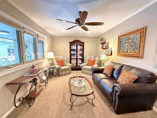 12432 Pinecrest Drive 28, Plymouth Charter Township, MI 48170