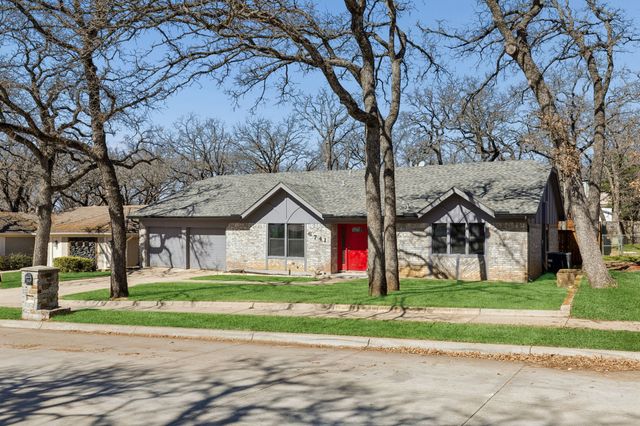 6741 Starnes Road, North Richland Hills, TX 76182