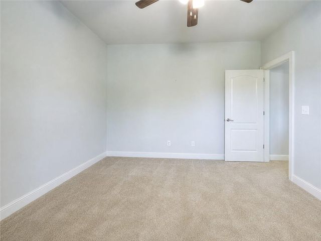 125 Hawthorn Way, Hoschton, GA 30548