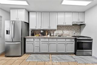 3325 Santa Fe 120, Long Beach, CA 90810