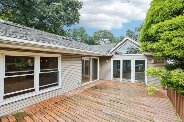 6 Winfield Drive, Sound Beach, NY 11789