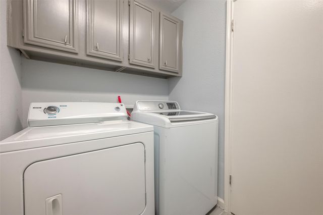 1723 Rock Fence Drive, Richmond, TX 77406