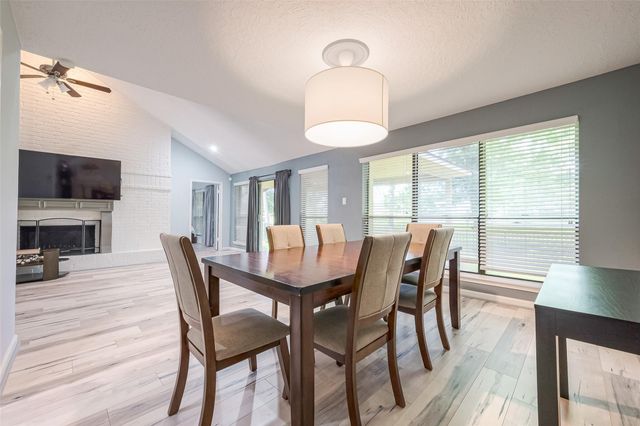 1723 Rock Fence Drive, Richmond, TX 77406