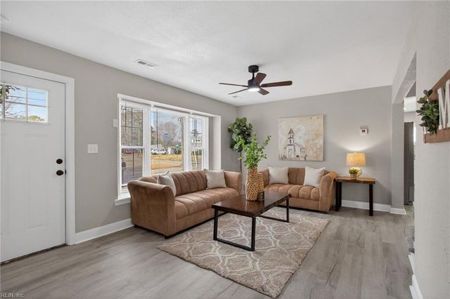 3124 Choctaw DR, Virginia Beach, VA 23464