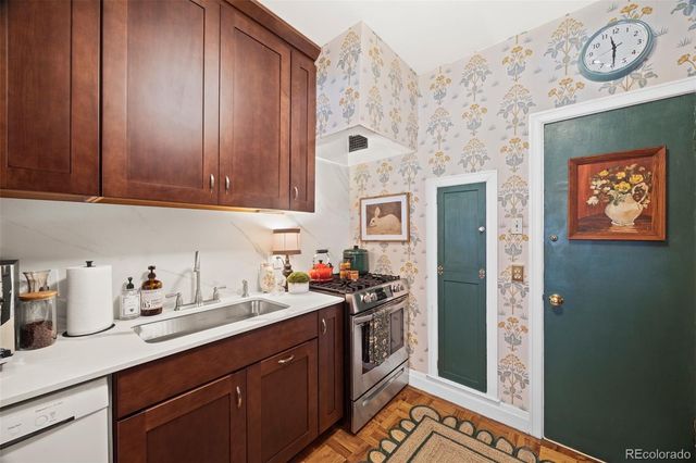963 N Logan Street 2, Denver, CO 80203