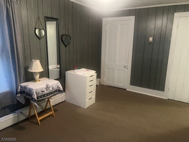 6 Chestnut St, Sussex Boro, NJ 07461