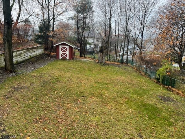 6 Chestnut St, Sussex Boro, NJ 07461