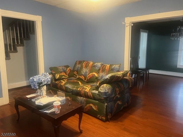 6 Chestnut St, Sussex Boro, NJ 07461