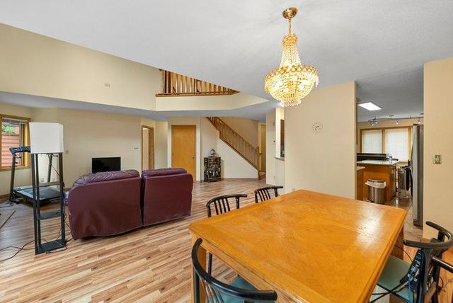 10695 53rd Avenue N, Plymouth, MN 55442