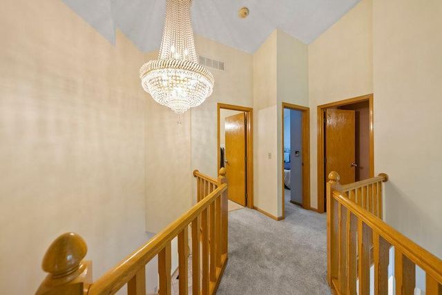 10695 53rd Avenue N, Plymouth, MN 55442