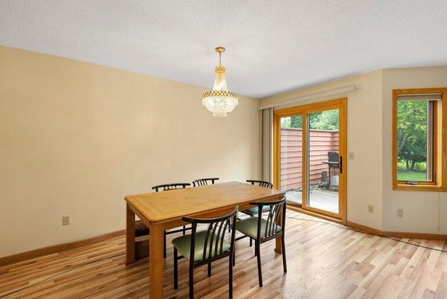 10695 53rd Avenue N, Plymouth, MN 55442