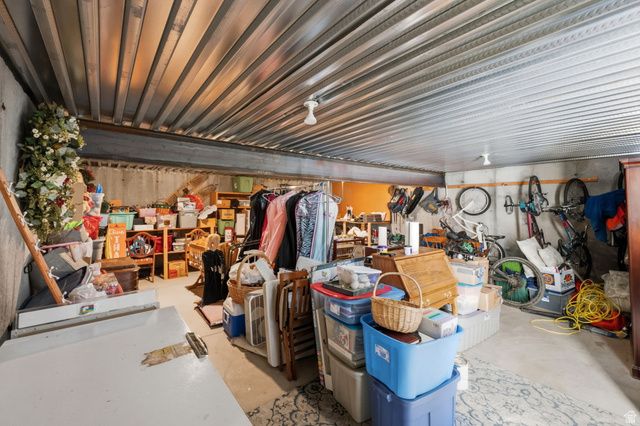 1683 N MAIN ST, Centerville, UT 84014