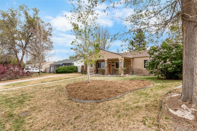 3056 S Grape Way, Denver, CO 80222