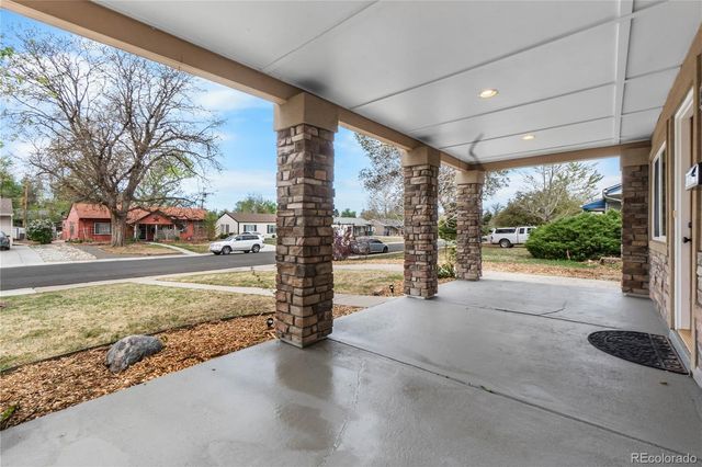 3056 S Grape Way, Denver, CO 80222