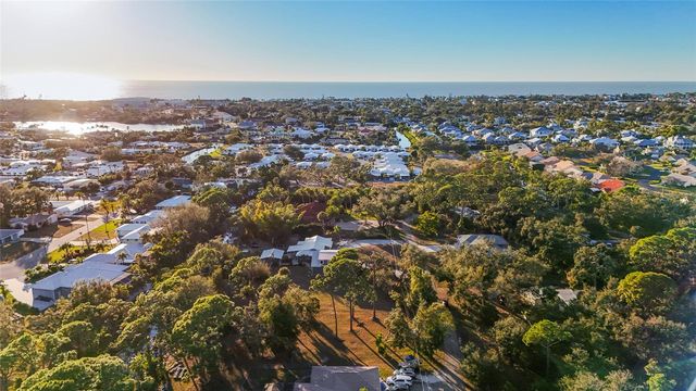 405 ESTIL DRIVE N, Nokomis, FL 34275