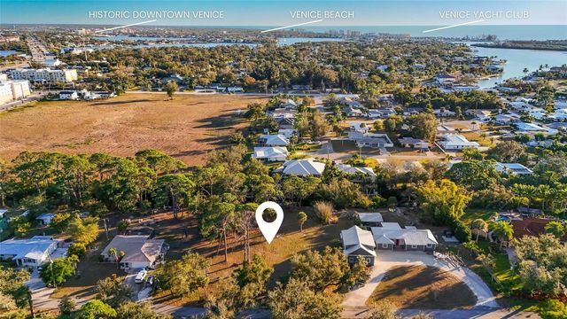 405 ESTIL DRIVE N, Nokomis, FL 34275