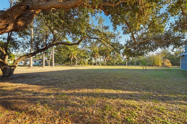 405 ESTIL DRIVE N, Nokomis, FL 34275