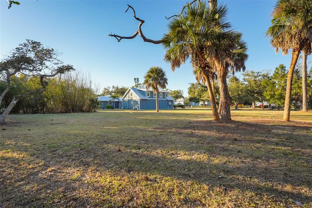 405 ESTIL DRIVE N, Nokomis, FL 34275