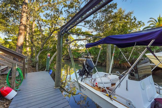 405 ESTIL DRIVE N, Nokomis, FL 34275