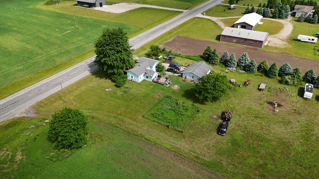 7770 N US Highway 31, Freesoil Twp, MI 49411