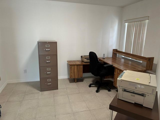 16323 SW 6th Street, Pembroke Pines, FL 33027