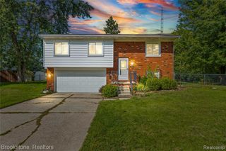 301 Cree Court, Tecumseh, MI 49286