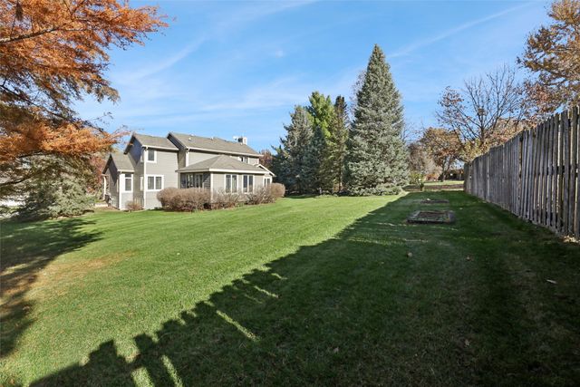 870 SE Walnut Ridge Drive, Waukee, IA 50263