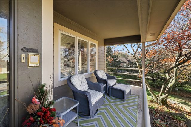 870 SE Walnut Ridge Drive, Waukee, IA 50263