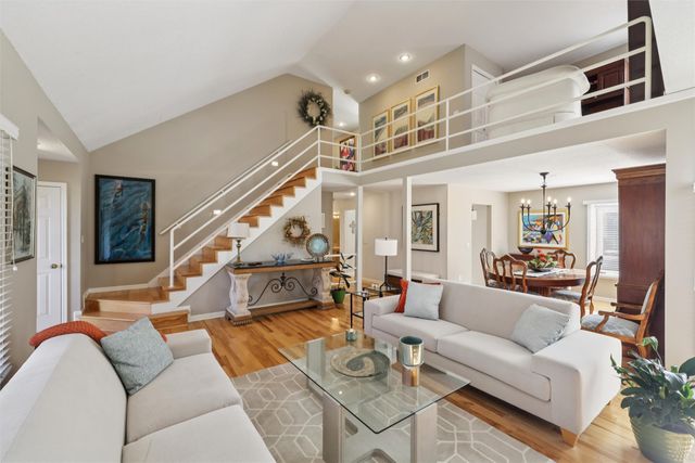 870 SE Walnut Ridge Drive, Waukee, IA 50263